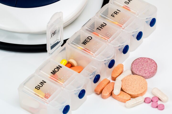 days of the week pill pods with braille